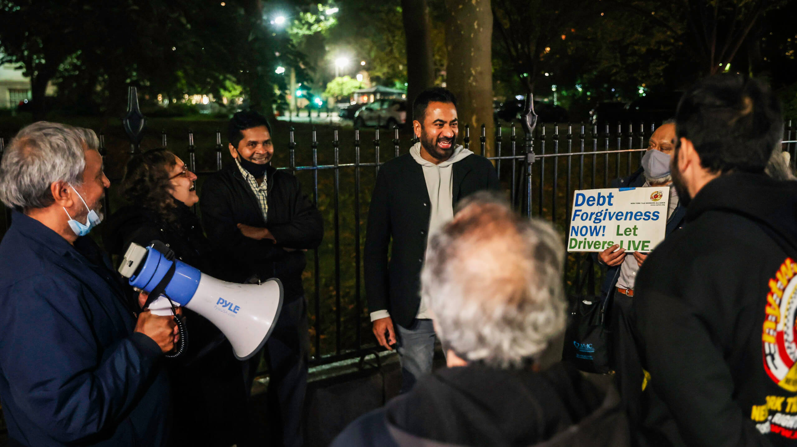 'I'm going to be enslaved': NYC taxi drivers on hunger strike beg for rescue from heavy debts 7