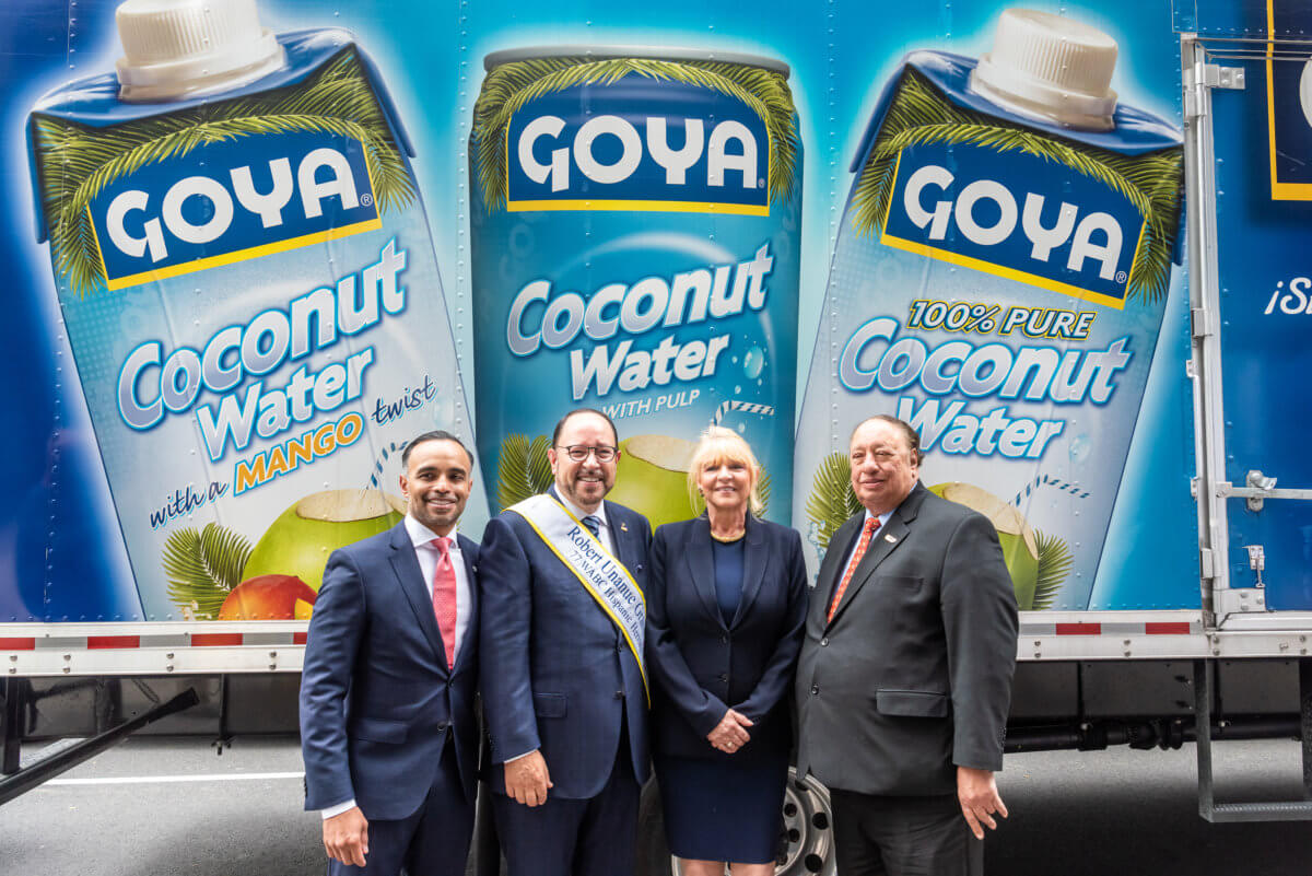 Goya Food President and Ceo Bob Unanue receives Humanitarian Award