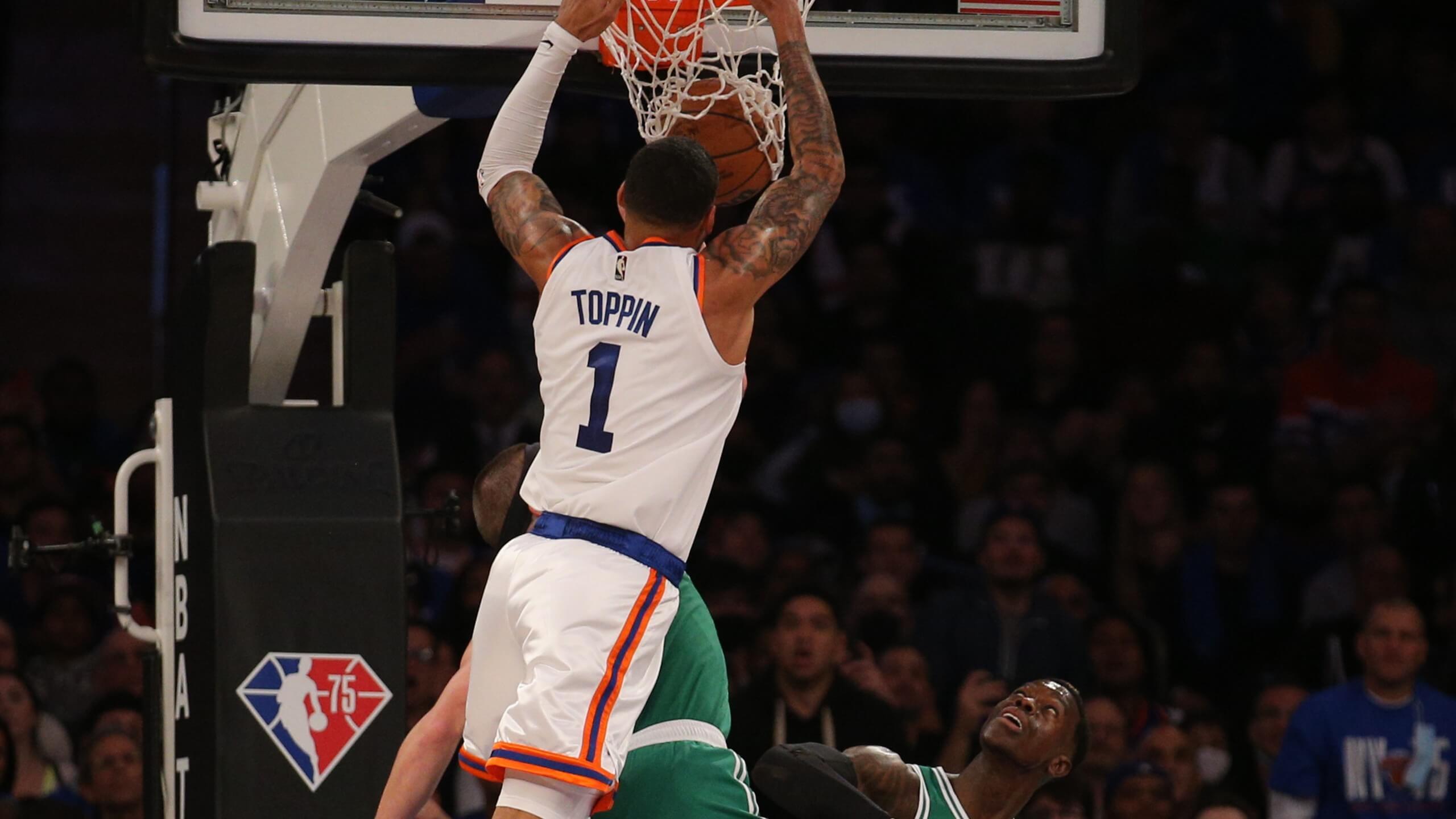 New York Knicks' Obi Toppin wins dunk contest with one-handed slam