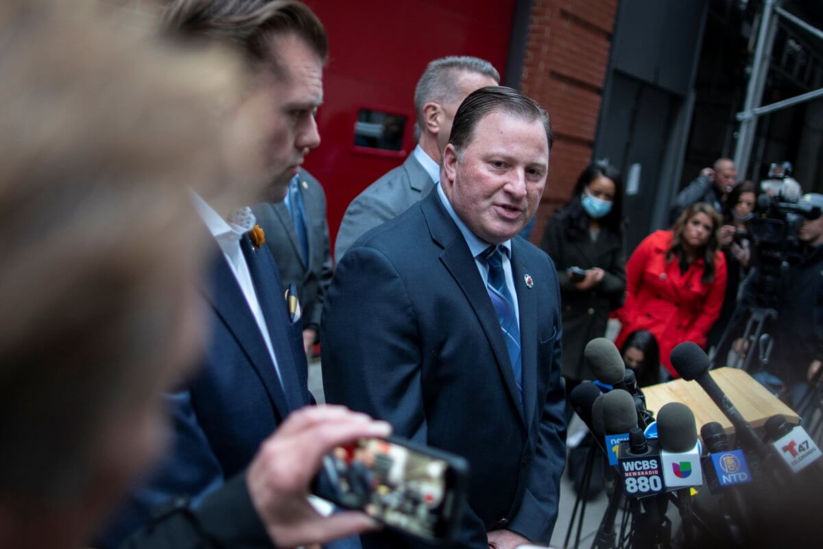 FDNY holds news conference at Ladder 24 on city’s Covid vaccine mandates
