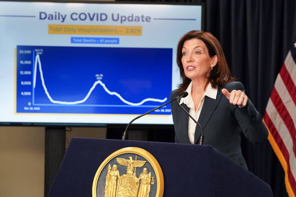 Governor Kathy Hochul holds a COVID-19 briefing.