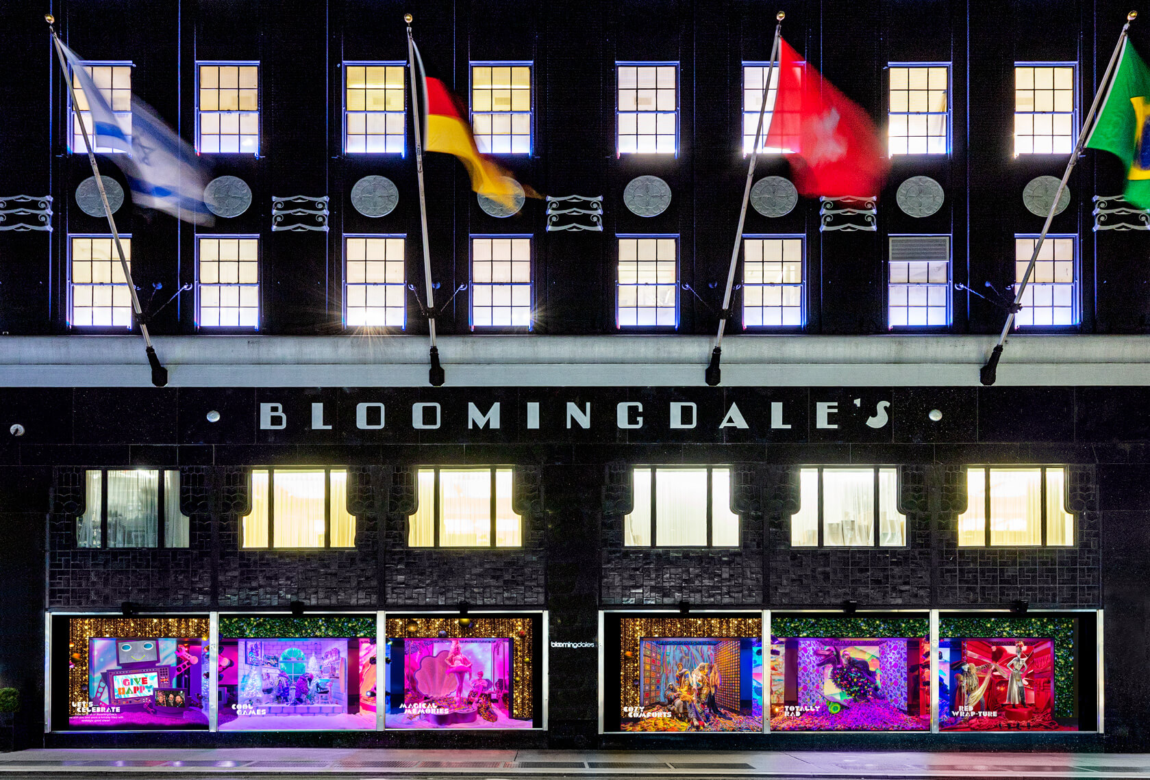 Bloomingdale's unveils holiday window displays at flagship 59th