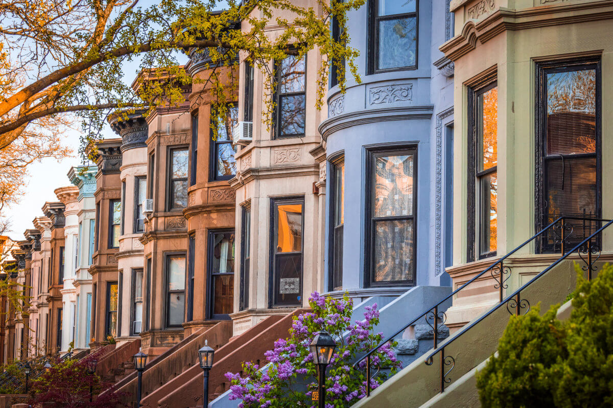 Is this the year to buy a home? New report shows what 2022 has in store