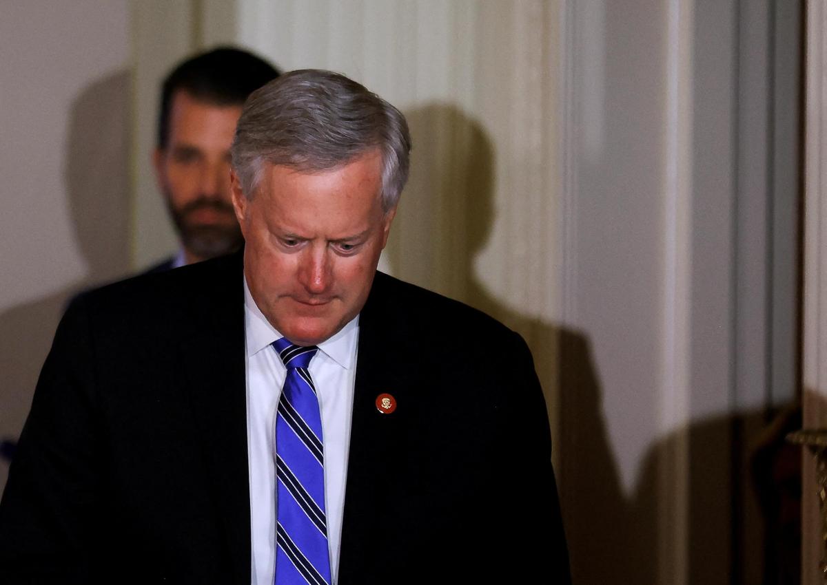 FILE PHOTO: White House Chief of Staff Mark Meadows arrives for U.S. President Donald Trump’s statement about early results from the 2020 U.S. presidential election, in the East Room of the White House in Washington