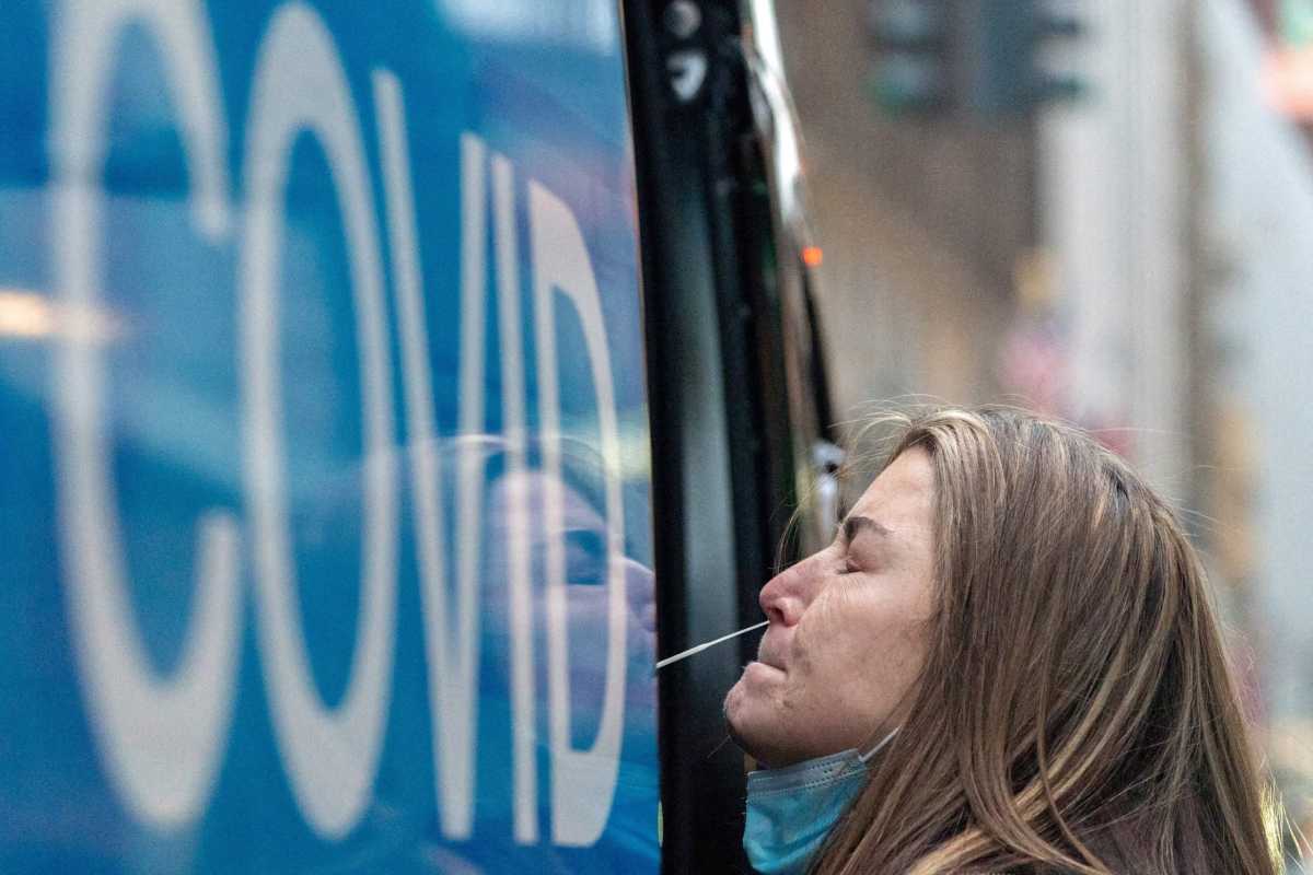 Omicron coronavirus variant continues to spread in New York City