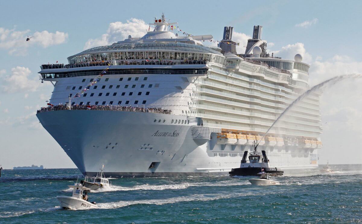 FILE PHOTO: Royal Caribbean International’s cruise ship ‘Allure of the Seas’