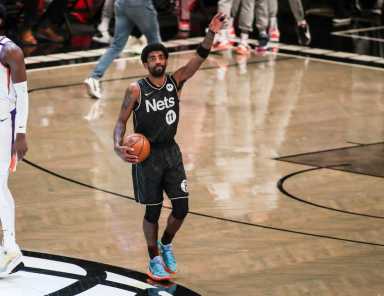 2021-04-25T202947Z_1280154102_MT1USATODAY15964664_RTRMADP_3_NBA-PHOENIX-SUNS-AT-BROOKLYN-NETS-1-1200×927-1