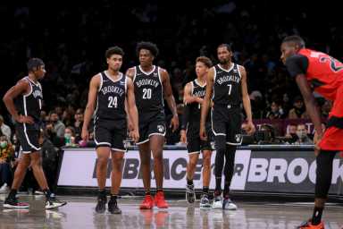 2021-12-15T015208Z_672713882_MT1USATODAY17358565_RTRMADP_3_NBA-TORONTO-RAPTORS-AT-BROOKLYN-NETS-1200×800-1
