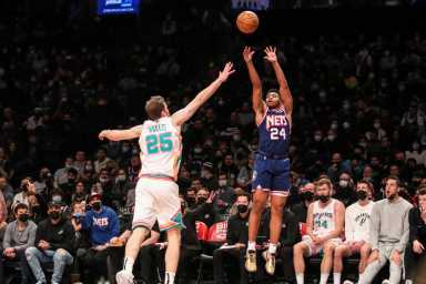 2022-01-09T200218Z_449050108_MT1USATODAY17478520_RTRMADP_3_NBA-SAN-ANTONIO-SPURS-AT-BROOKLYN-NETS-1200×800-2