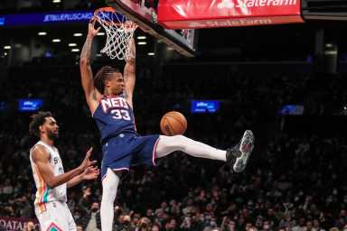 2022-01-09T201412Z_1498030142_MT1USATODAY17478593_RTRMADP_3_NBA-SAN-ANTONIO-SPURS-AT-BROOKLYN-NETS-1200×800-2