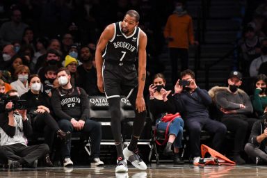 2022-01-16T014438Z_857245195_MT1USATODAY17512434_RTRMADP_3_NBA-NEW-ORLEANS-PELICANS-AT-BROOKLYN-NETS-1200×800-1