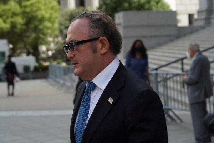 FILE PHOTO: Igor Fruman departs the United States Courthouse in Manhattan