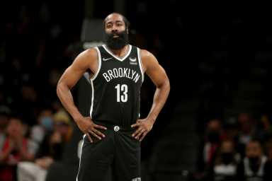 2022-01-26T033917Z_1393197131_MT1USATODAY17564582_RTRMADP_3_NBA-LOS-ANGELES-LAKERS-AT-BROOKLYN-NETS-1200×800-1