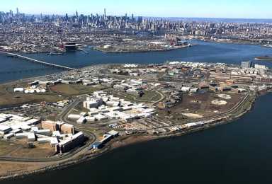 2017-04-02T120000Z_1826481436_RC15C15D80C0_RTRMADP_3_NEW-YORK-PRISON-1200×813-1