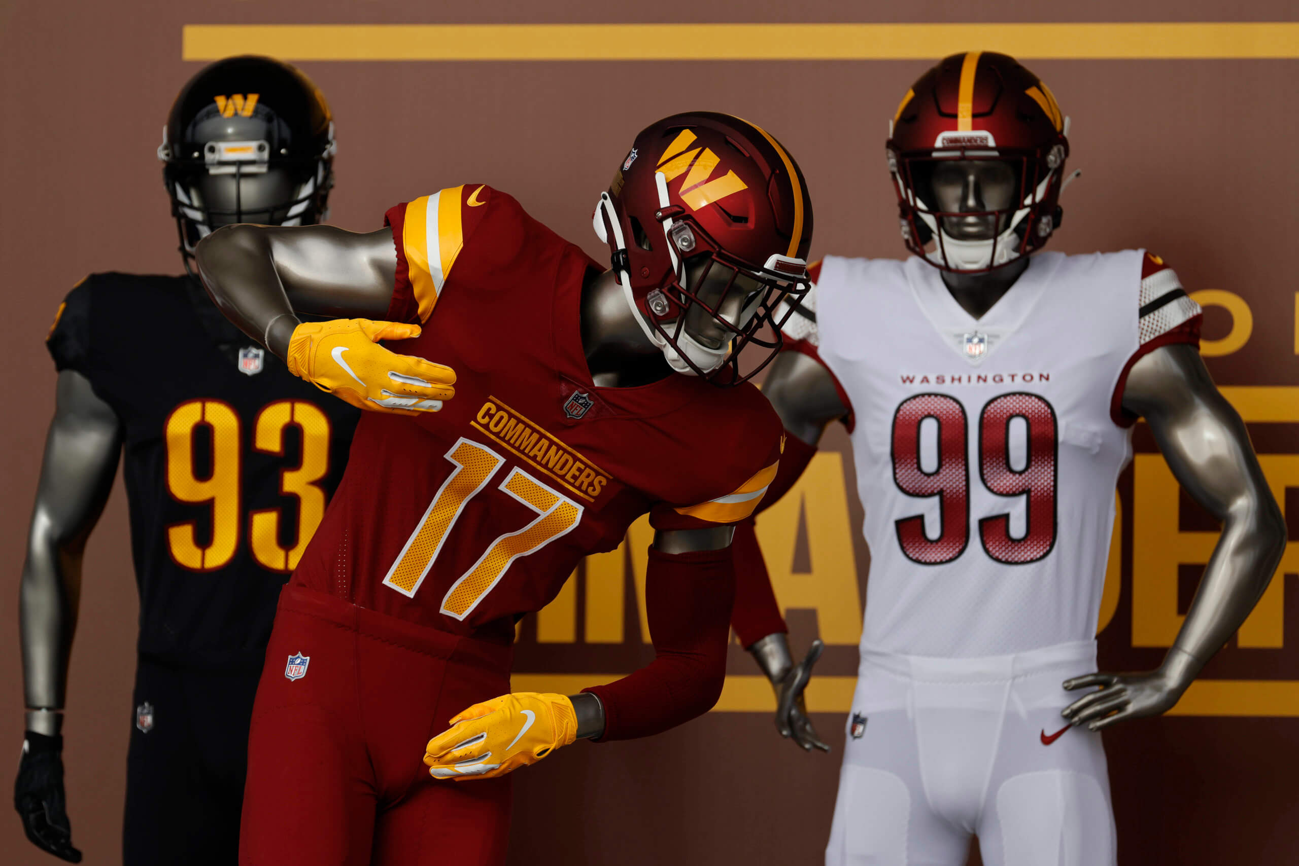 Washington NFL team chooses Commanders as new nickname 3 Washington Commanders