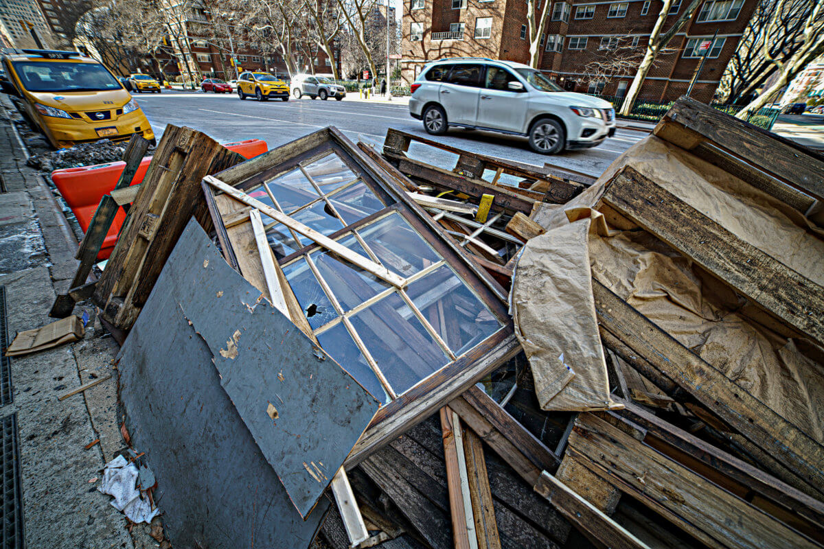'The side streets would be better': Collapsed Chelsea shed renews debate over outside dining 2
