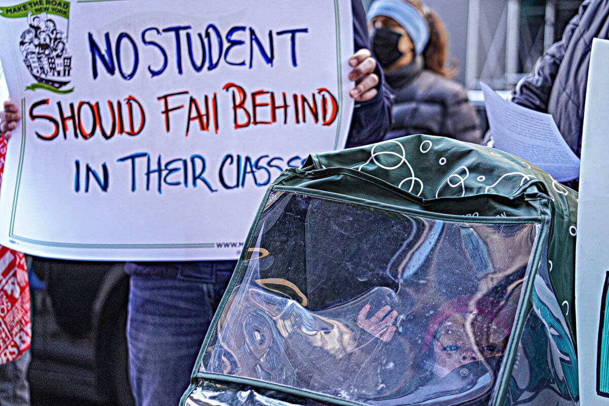 Advocates hold independent budget forum outside Governor’s Midtown office 5