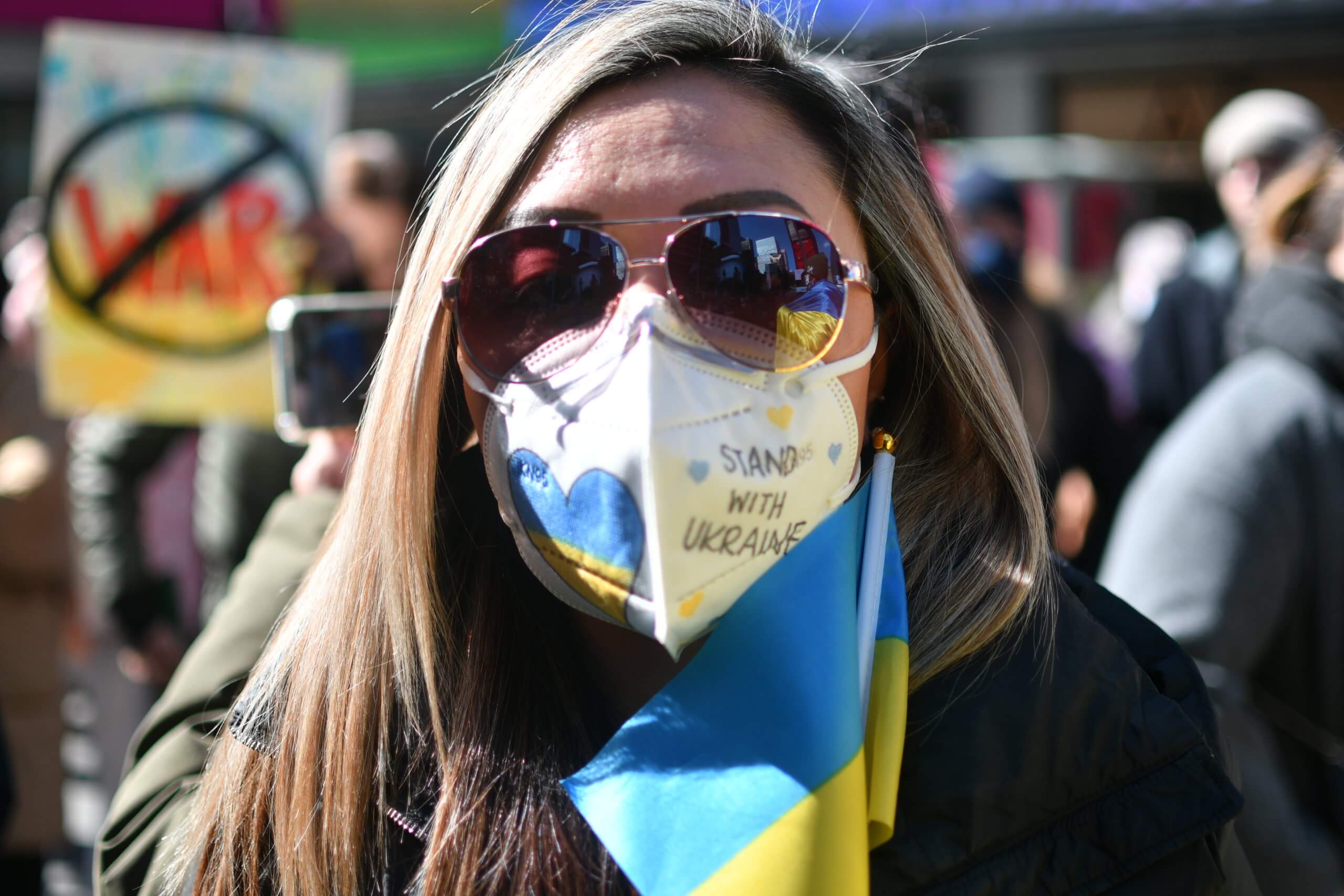 Photo Feb 26 1 09 34 PM scaled SEE IT: New York stands united with Ukraine at latest rally in Times Square