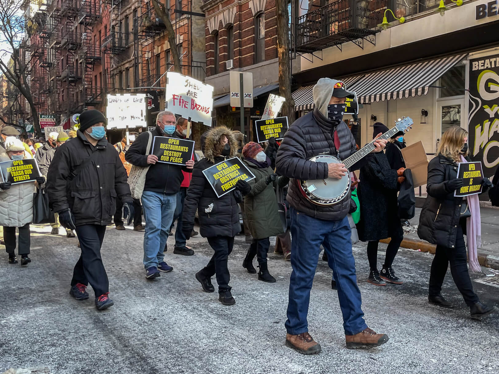 Villagers rally to ditch the outdoor dining 'sheds' on neighborhood streets 5