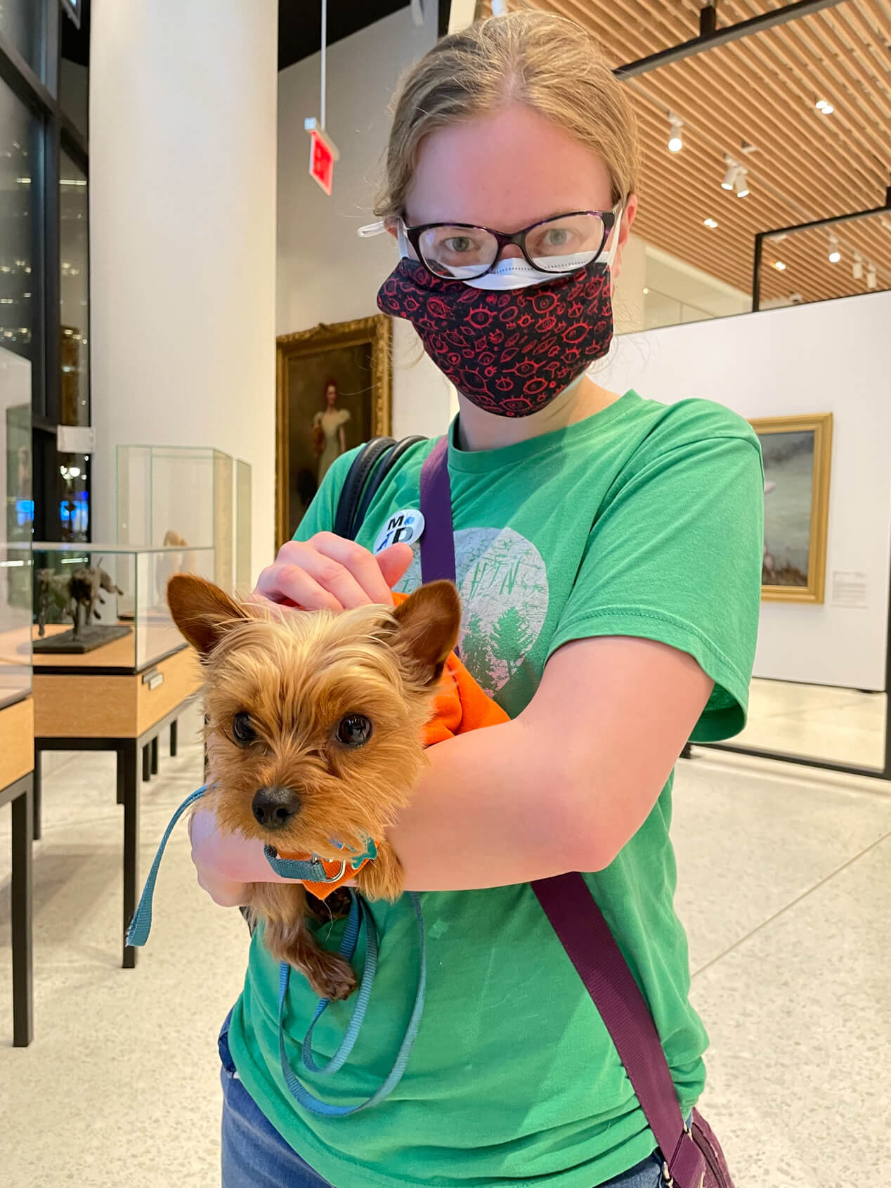 New Yorkers, their dogs and a visit to the museum 3