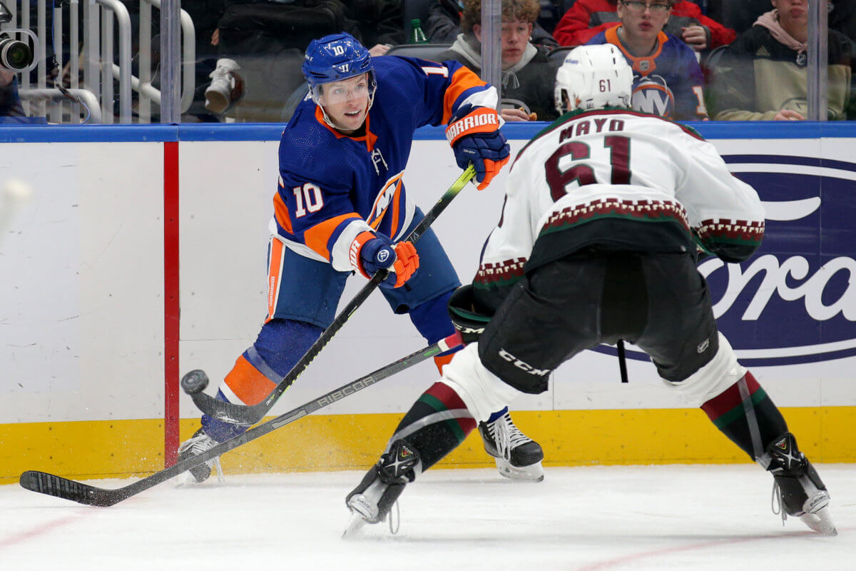 Austin Czarnik Islanders