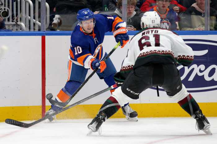 Austin Czarnik Islanders