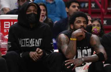 2022-02-13T035708Z_18052221_MT1USATODAY17675327_RTRMADP_3_NBA-BROOKLYN-NETS-AT-MIAMI-HEAT-1-1200×787-2