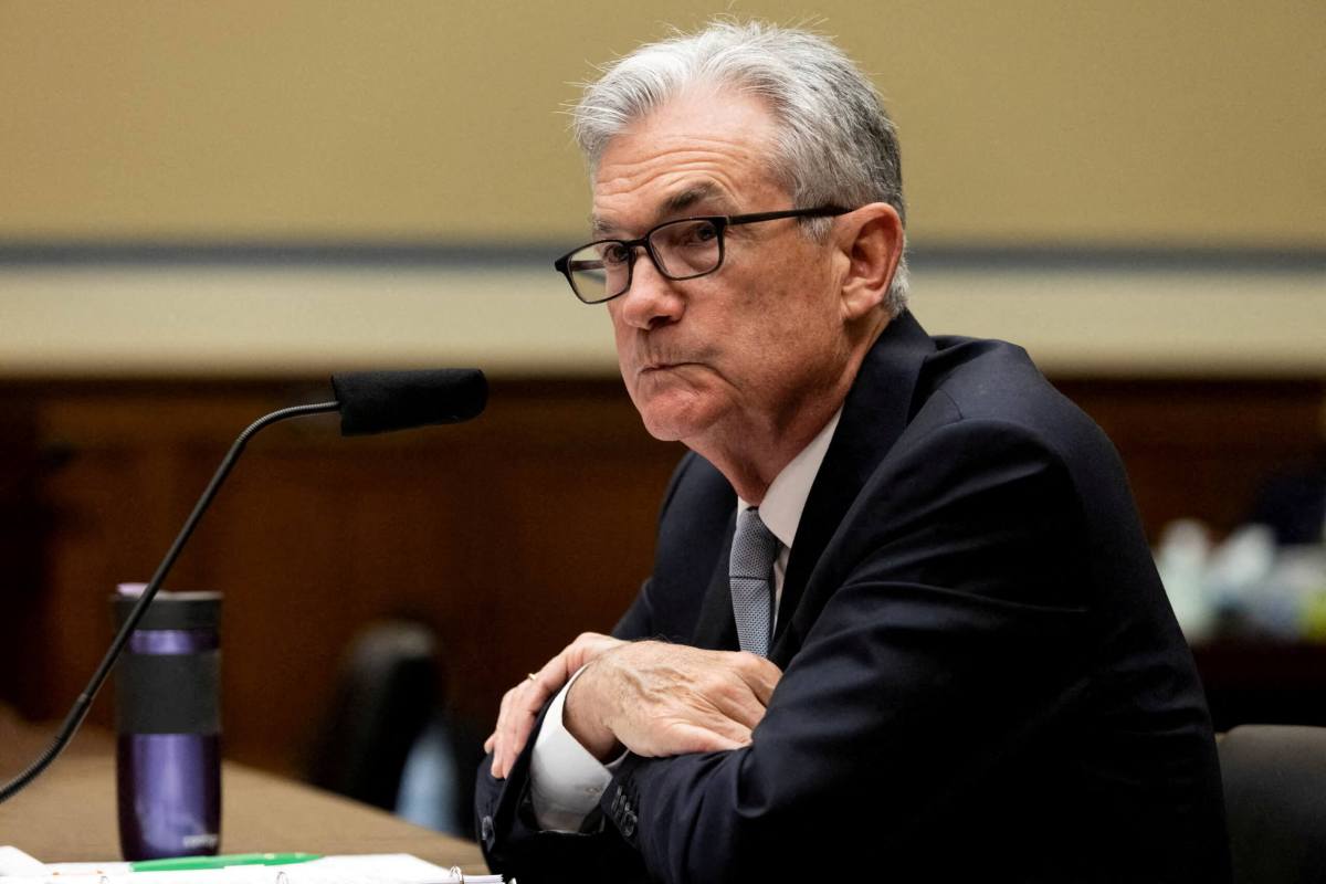 FILE PHOTO: Federal Reserve Chair Powell testifies on Capitol Hill in Washington