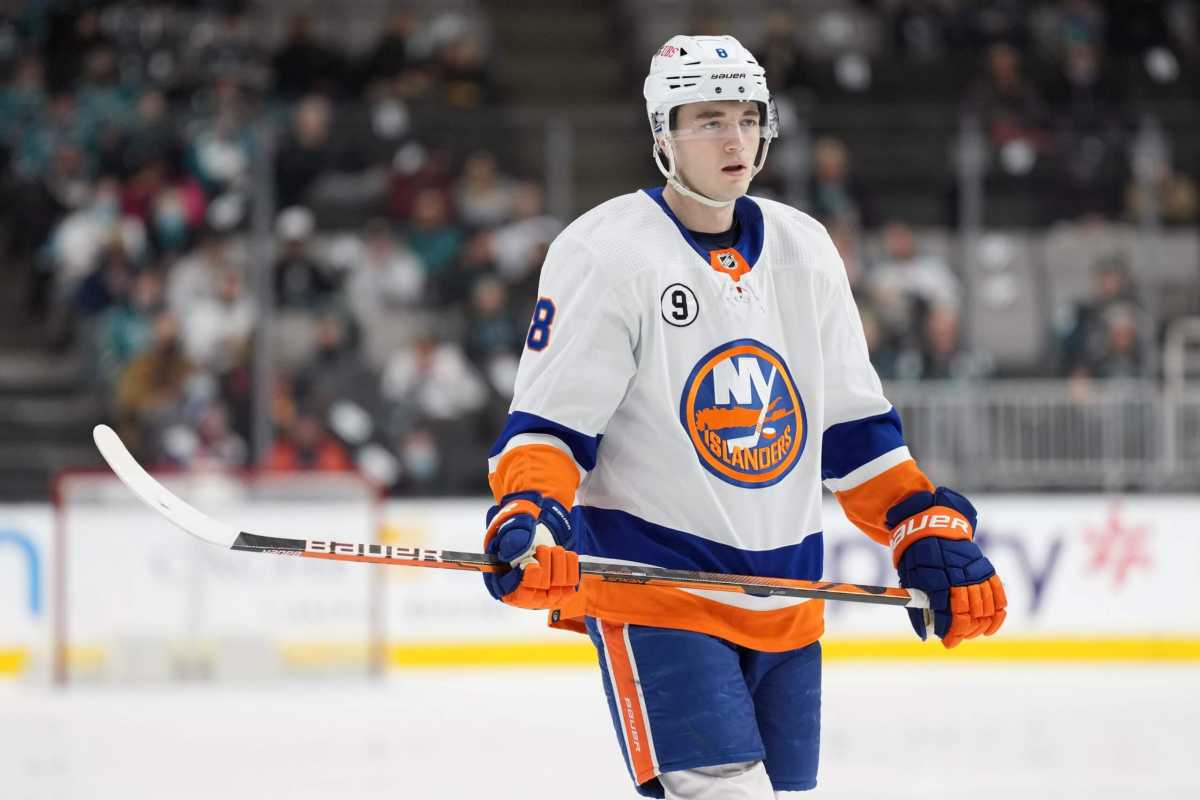 Noah Dobson Islanders