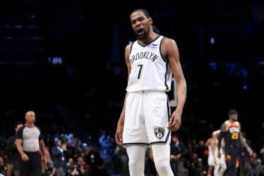 2022-03-22T020305Z_650005383_MT1USATODAY17945358_RTRMADP_3_NBA-UTAH-JAZZ-AT-BROOKLYN-NETS-1200×800-1