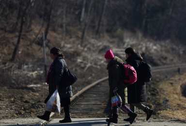 2022-03-22T104544Z_2_LYNXNPEI2L0H8_RTROPTP_4_UKRAINE-CRISIS-POLAND-1200×813-1