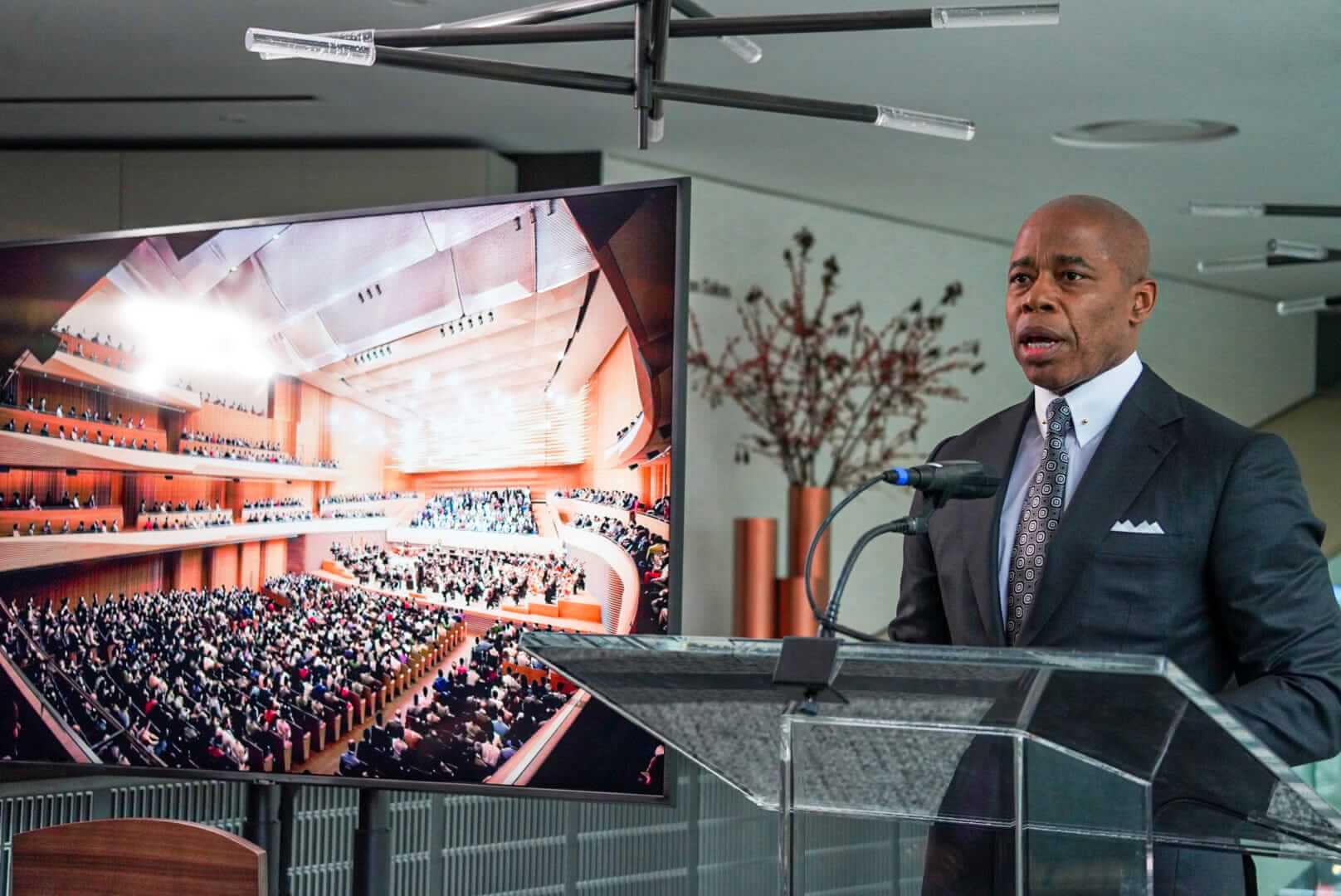 The reimagined David Geffen Hall at Lincoln Center set to open two years ahead of schedule 4