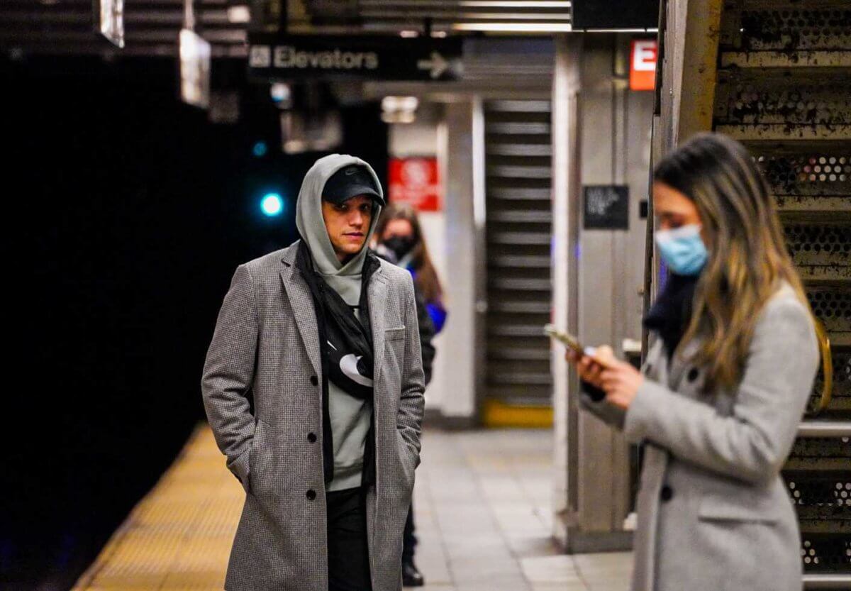 subway no mask