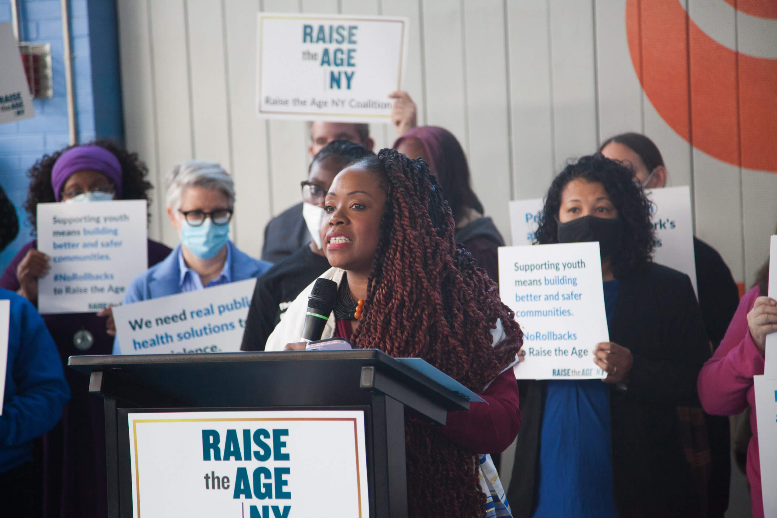 Youth advocates rally in Harlem against Hochul’s proposed Raise the Age rollback 2