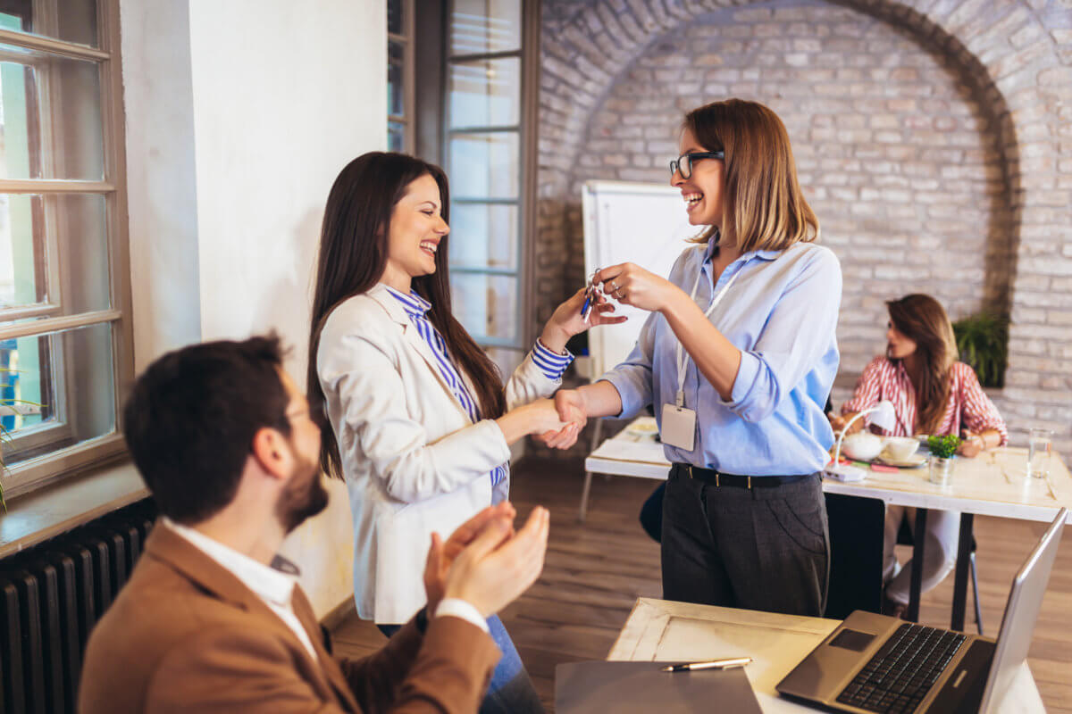 Hire top NYC real estate agents with amNY Home Pros