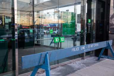 td-bank-police-line-1200×800-1