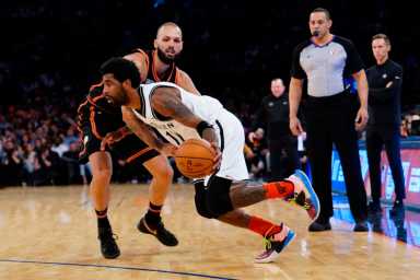 2022-04-07T010238Z_2068858952_MT1USATODAY18033190_RTRMADP_3_NBA-BROOKLYN-NETS-AT-NEW-YORK-KNICKS-1200×800-1