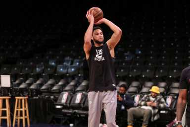 2022-04-10T192400Z_9078426_MT1USATODAY18057153_RTRMADP_3_NBA-INDIANA-PACERS-AT-BROOKLYN-NETS-1200×800-1