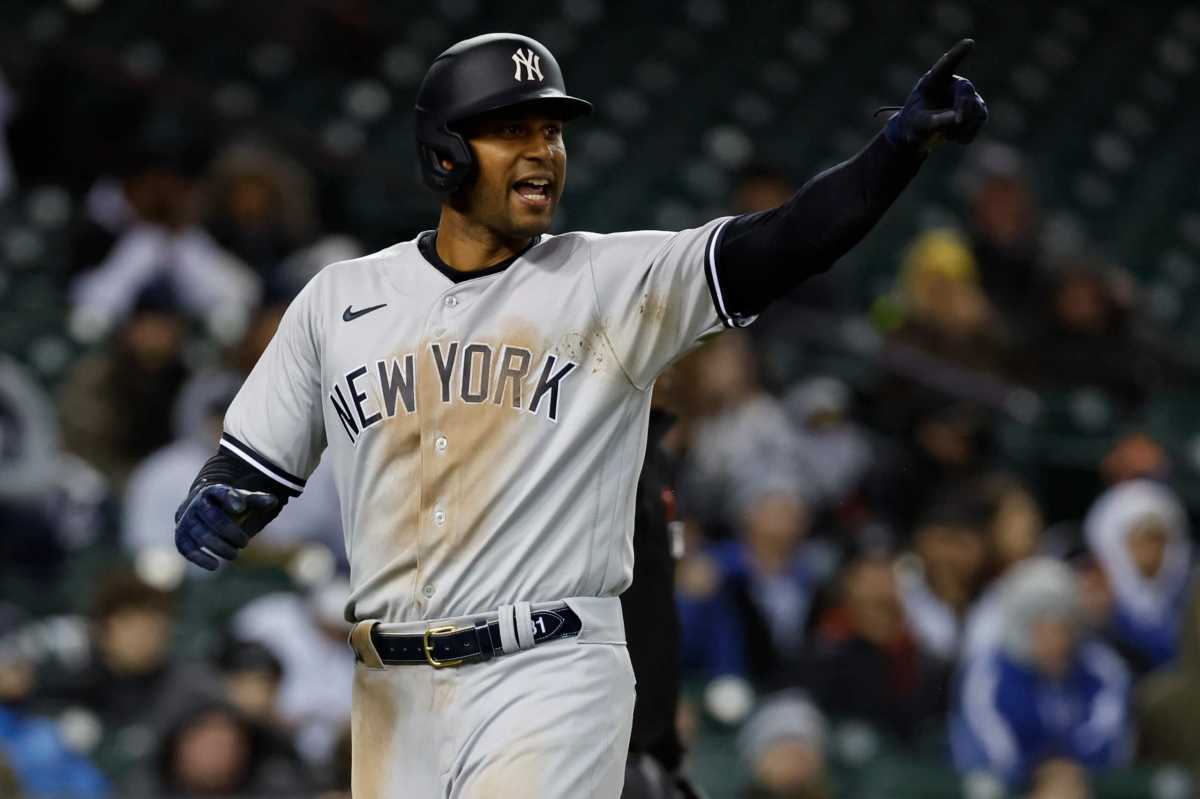 The Yankees celebrate after overcoming Gerrit Cole's lackluster performance.
