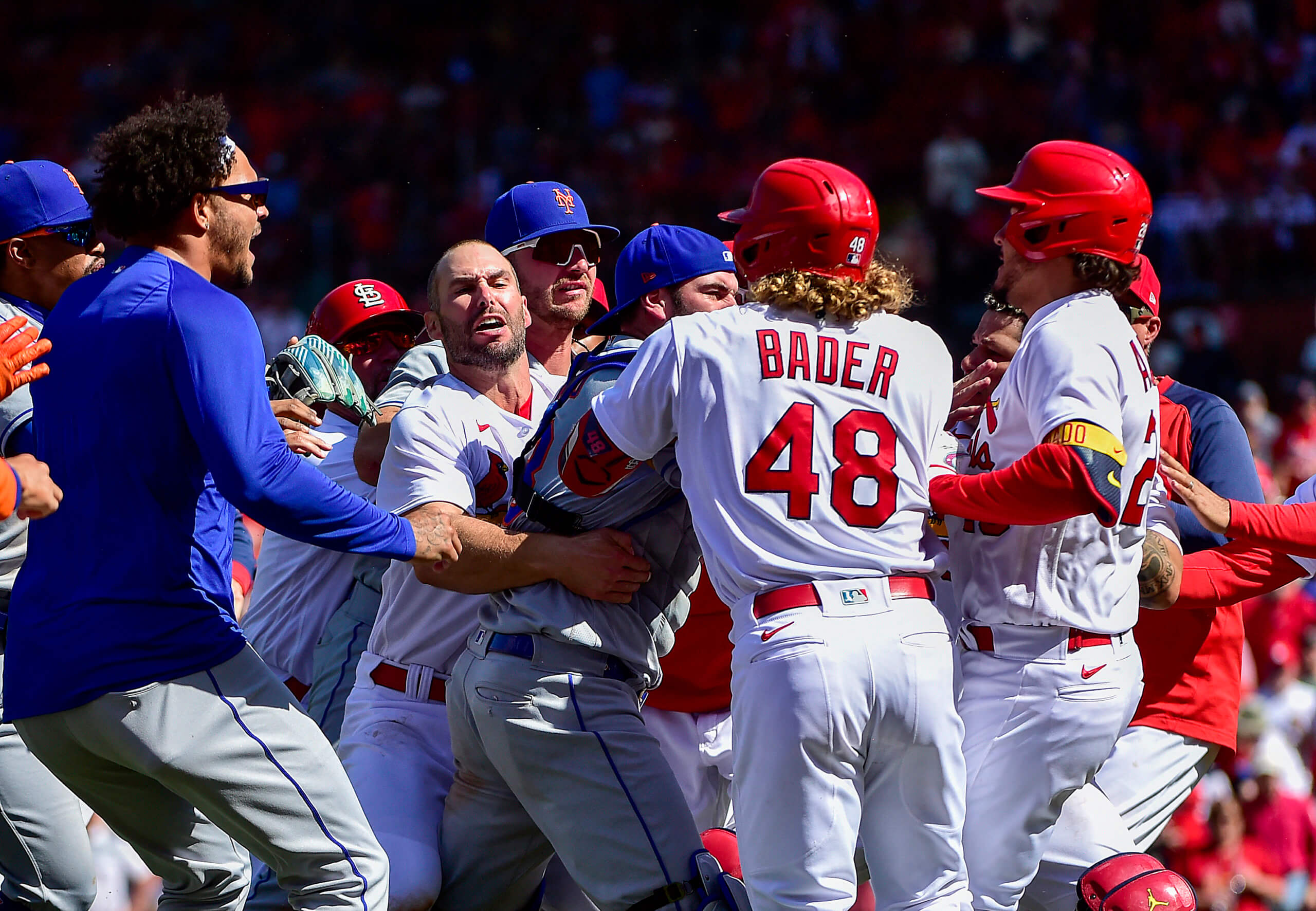 Back in the pits: Cardinals drop to 16 under .500 with lousy, messy loss to  Mets