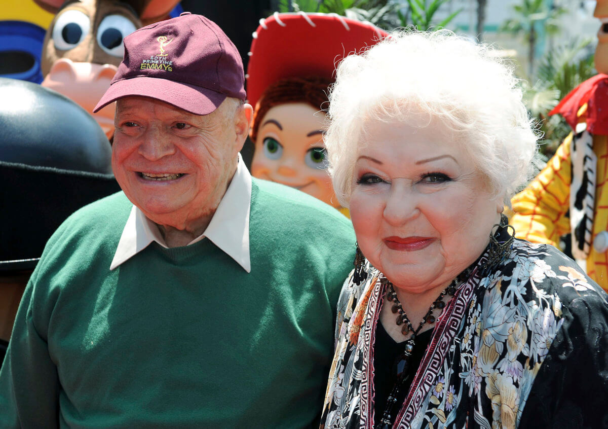 Obit Estelle Harris
