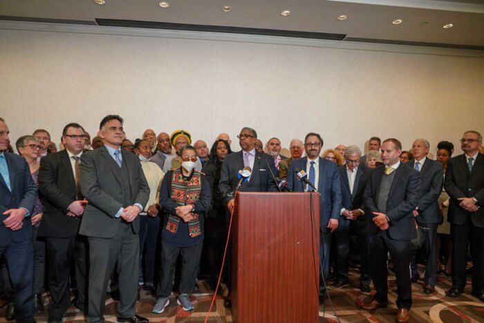 Deal for the doormen: Strike averted as 32BJ, landlords reach contract deal 2