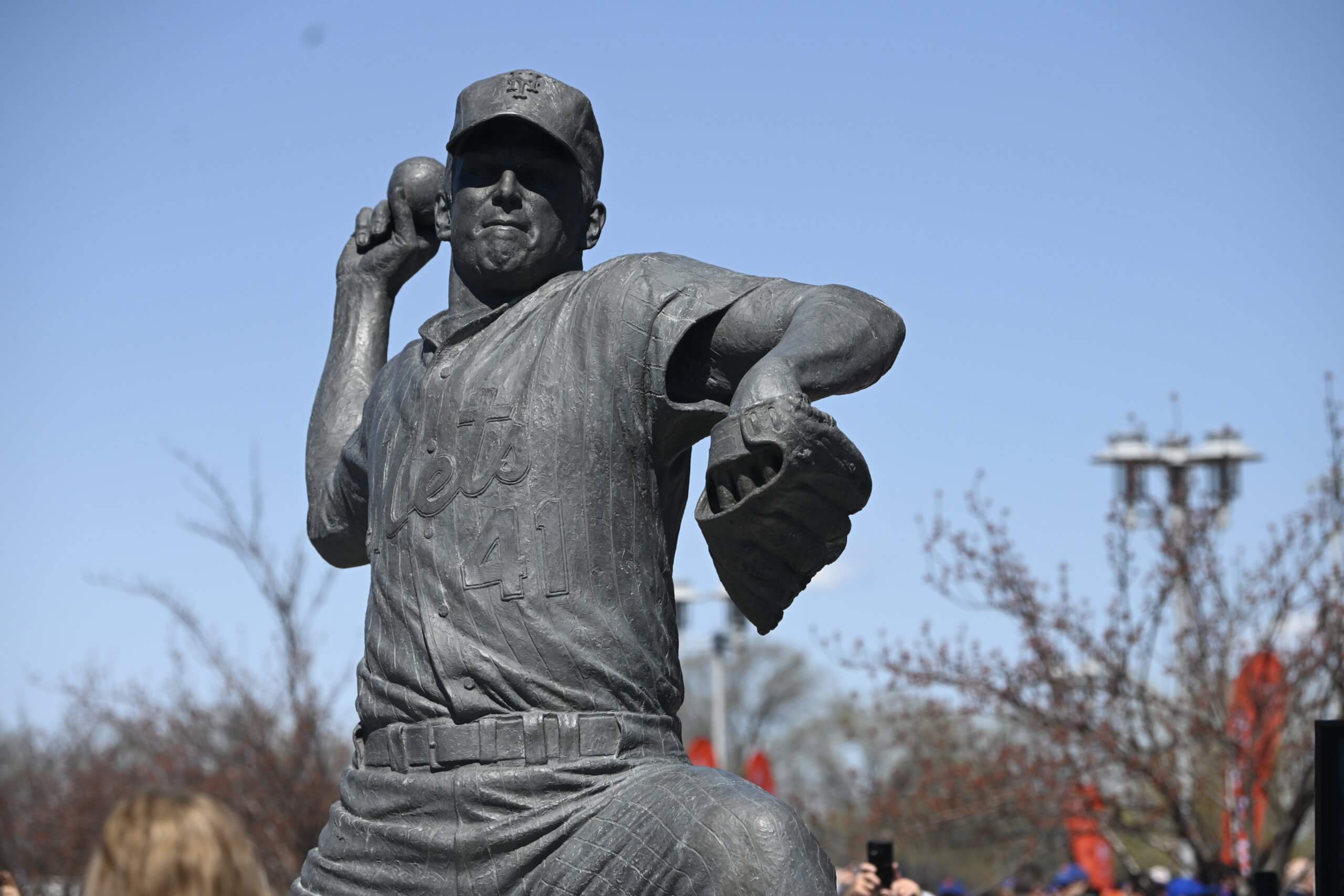 Tom Seaver Replica Statue from Citi Field - collectibles - by