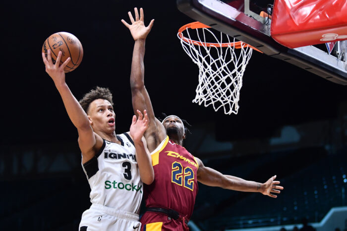 G League NBA Draft prospect Ignite guard Dyson Daniels drives to the basket.