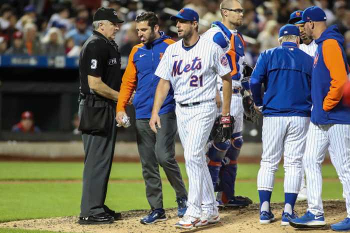 Max Scherzer leaves the mound