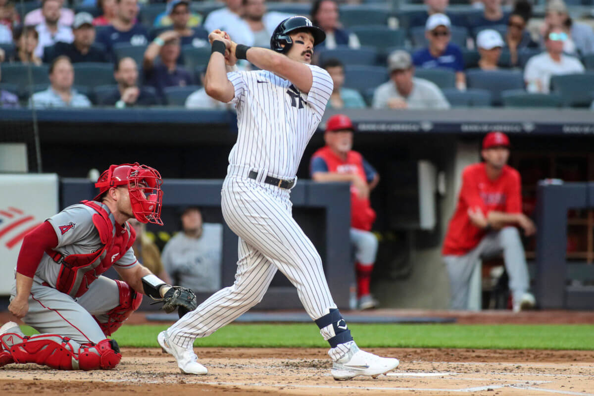 Yankees designated hitter Matt Carpenter hits a 2-run home run in the 1st inning off a pitch from Noah Syndergaard.