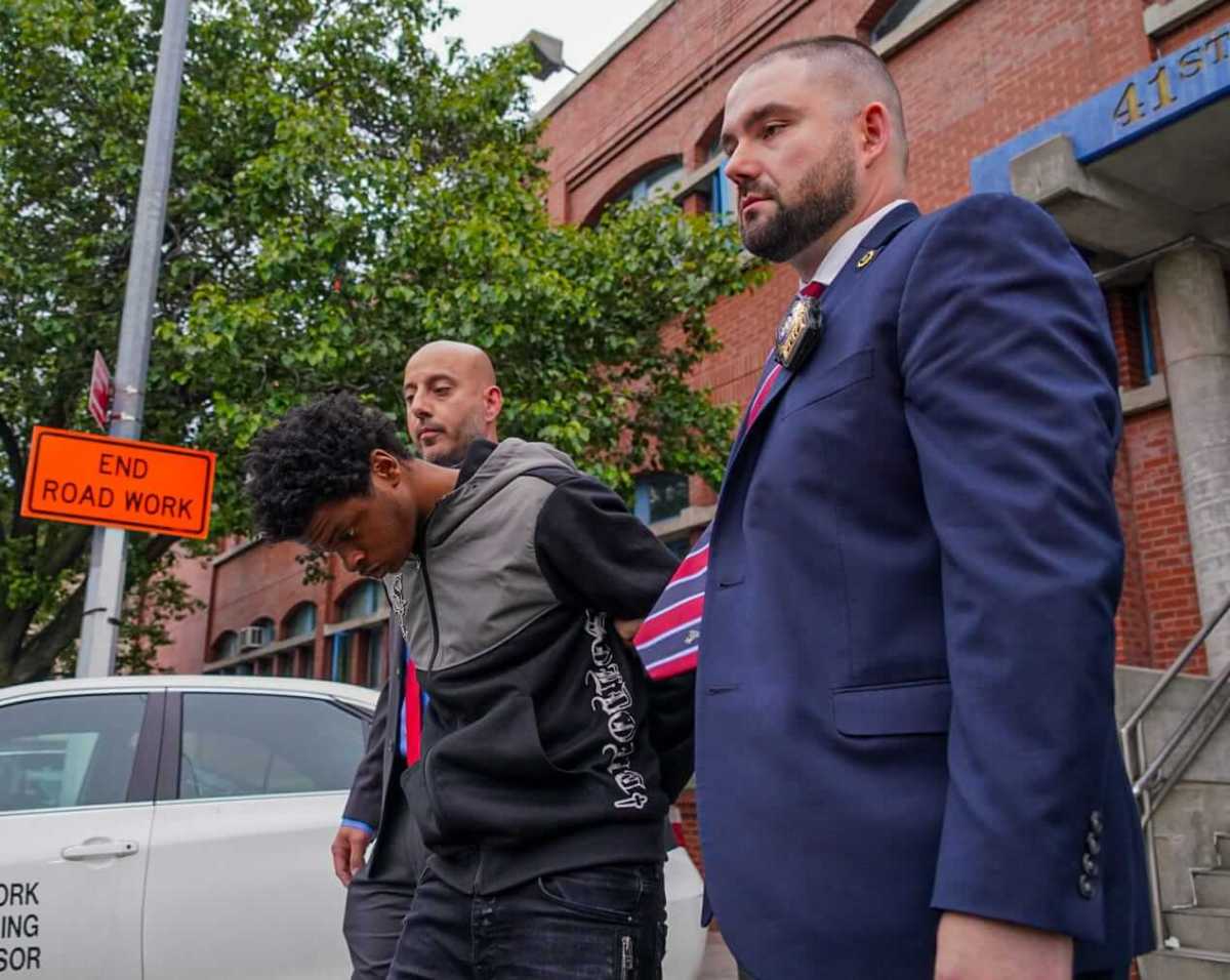 18-year-old suspect in Bronx murder of Kyhara Tay turns himself into police 5