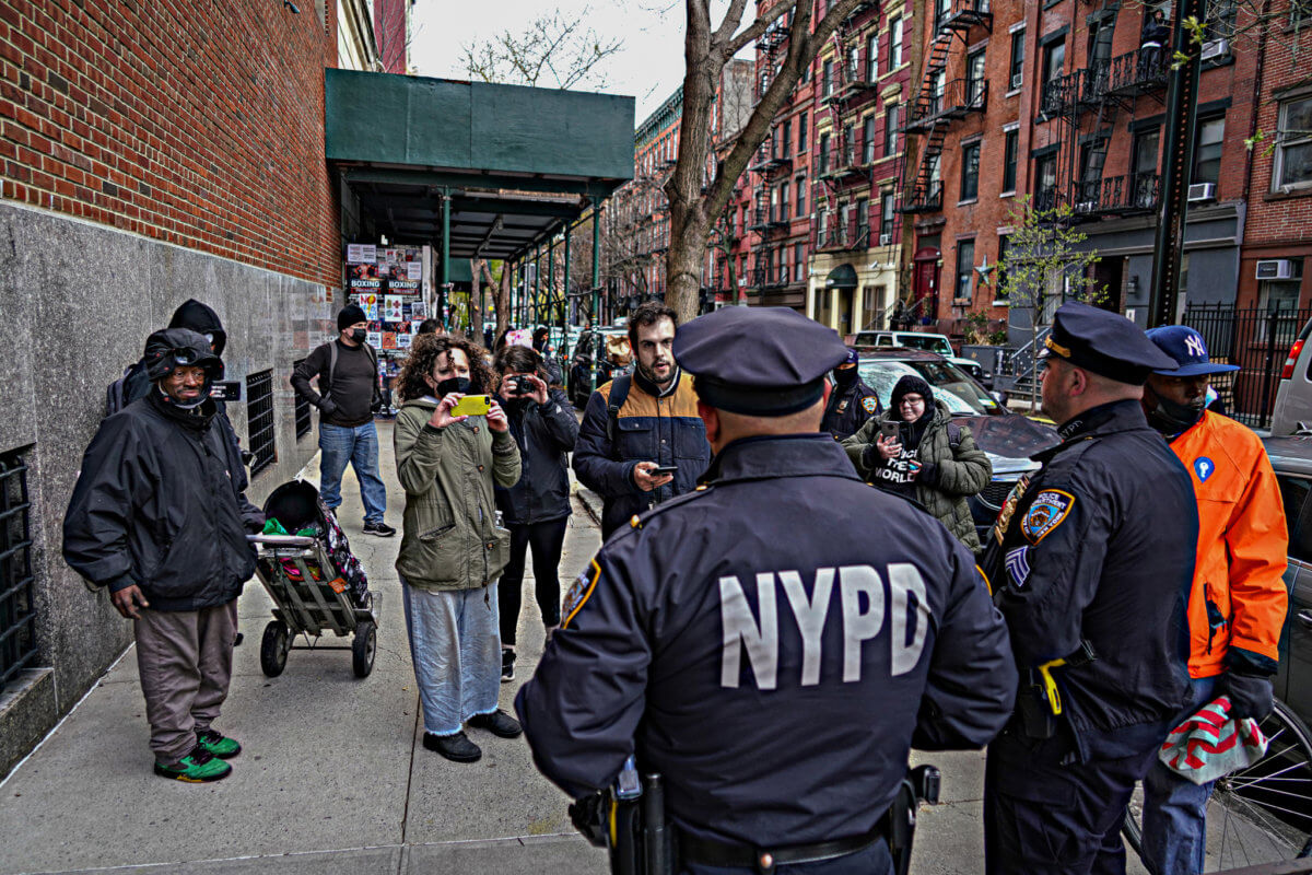 Same shift, different days: Advocates accuse city of homeless encampment sweep bias for redeploying NYPD officers and DHS agents over and over again 6
