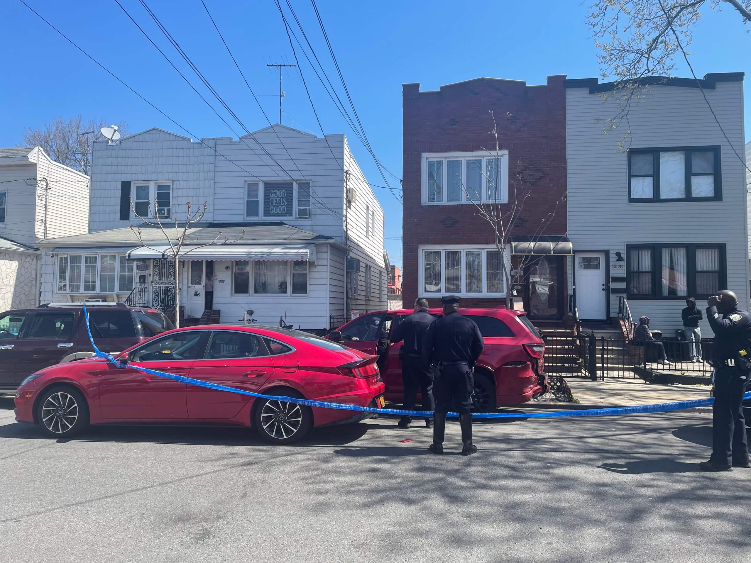 Brooklyn man pinned to death between parked cars in Canarsie crash