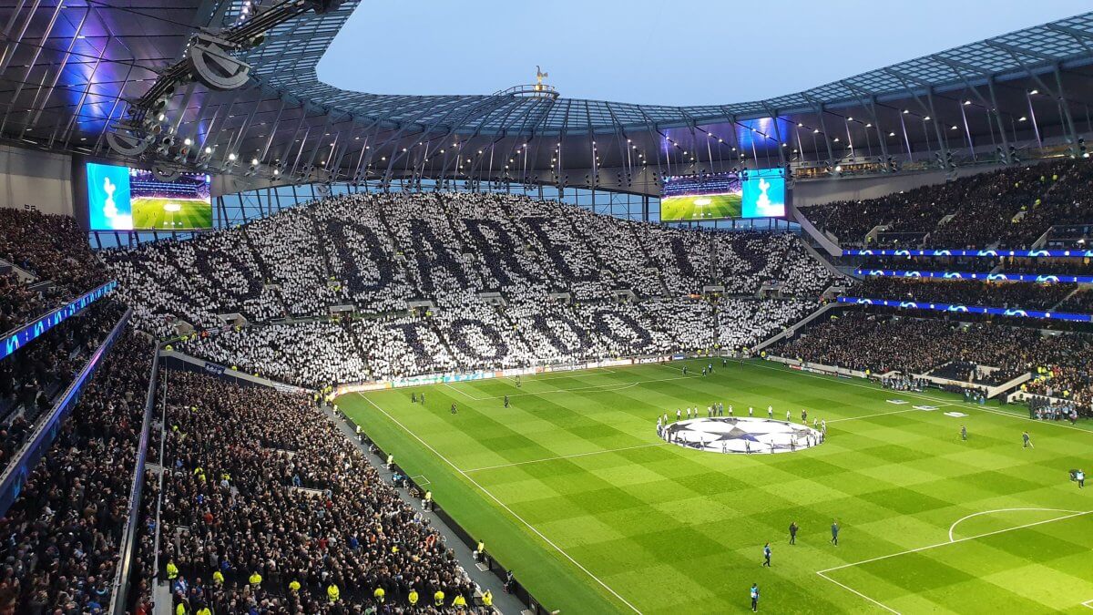 The Giants will face the Packers at London's Tottenham Hotspur Stadium.